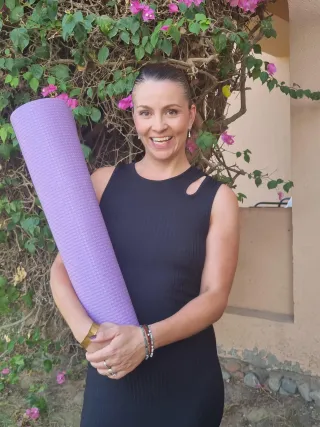 Vip-Yoga logo