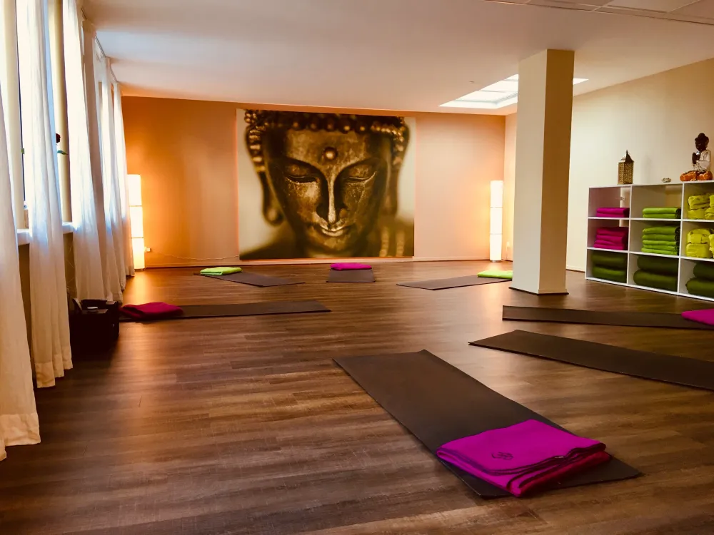 Yoga Lotus Liestal cover